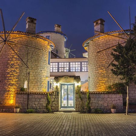 Alacati Degirmen Hotel ภายนอก รูปภาพ