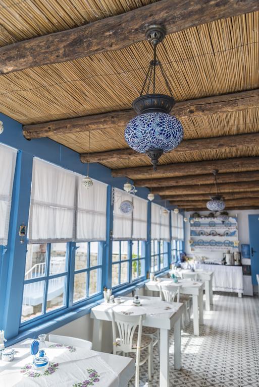 Alacati Degirmen Hotel ภายนอก รูปภาพ